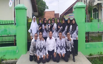 Guru dan Staf SDN Pakulaut 03